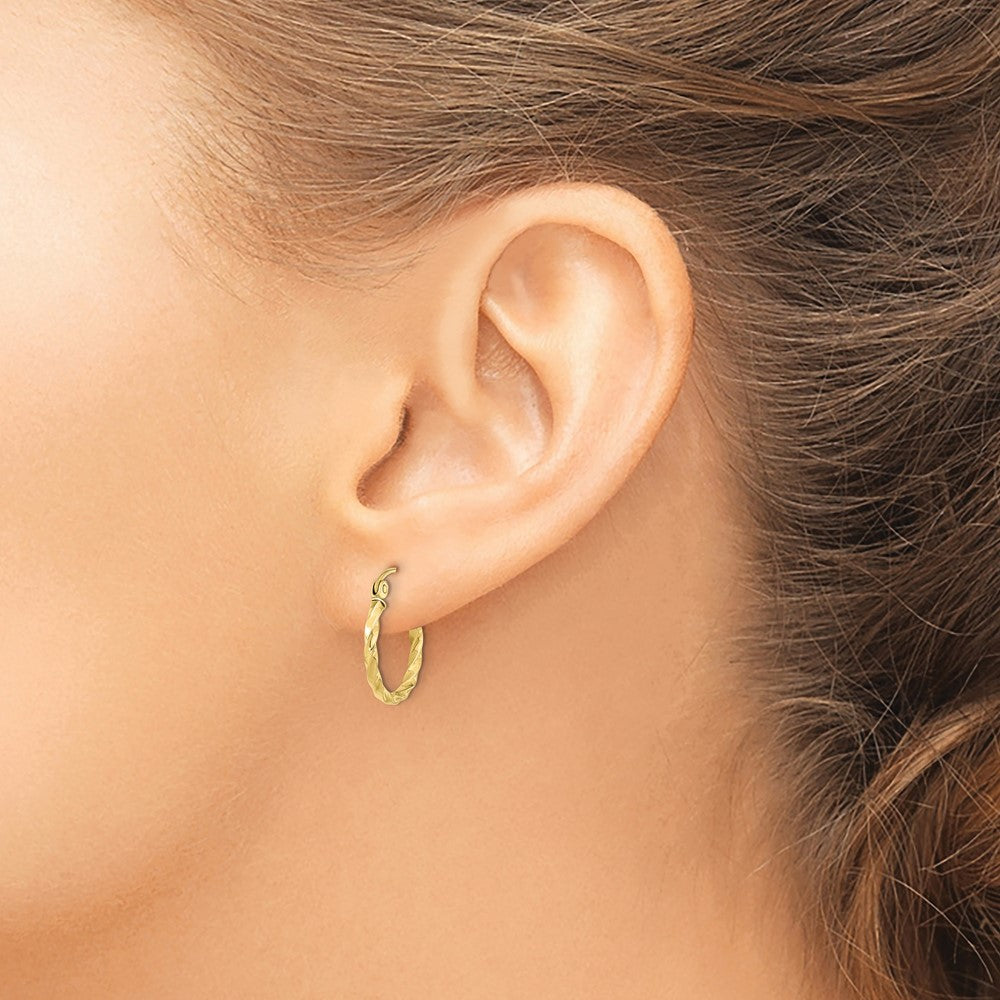 10k Twist Polished Hoop Earring