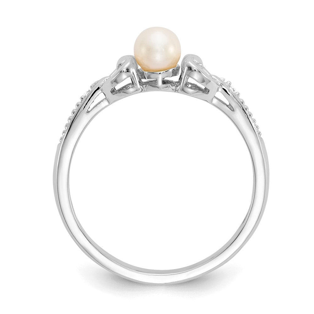 10k White Gold FW Cultured Pearl and Diamond Ring