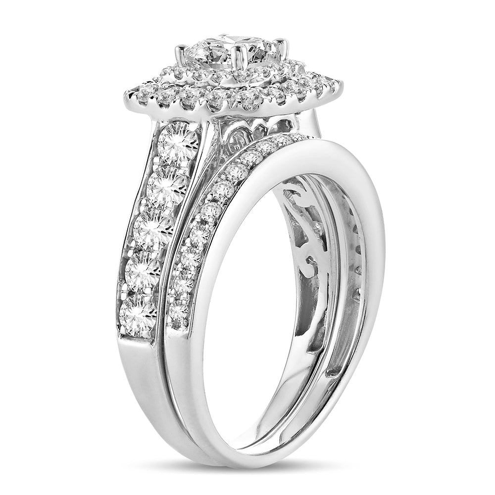 14K White Gold Dazzling 2.02Ct Bridal Diamond Ring