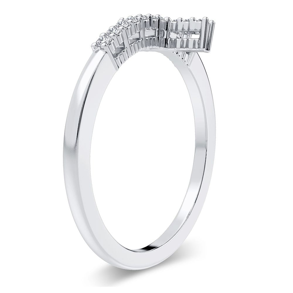 14K White Gold Magnifcnet 0.11Ct Diamond Ring