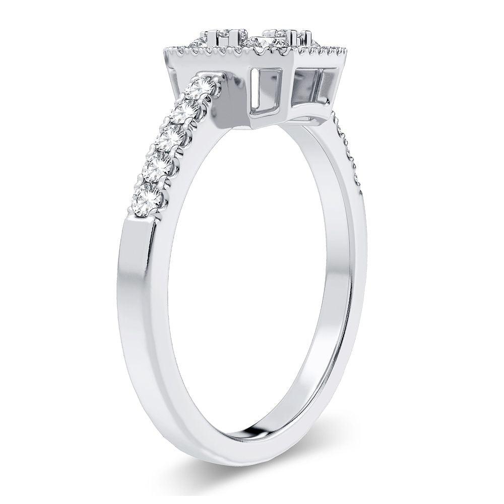 14K White Gold Magnifcnet 0.50Ct Diamond Ring