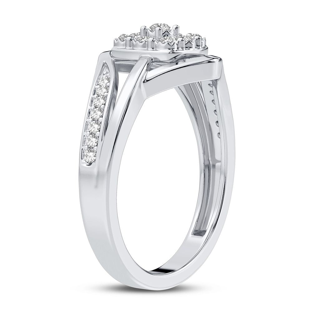 10K White Gold Magnifcnet 0.10Ct Diamond Ring