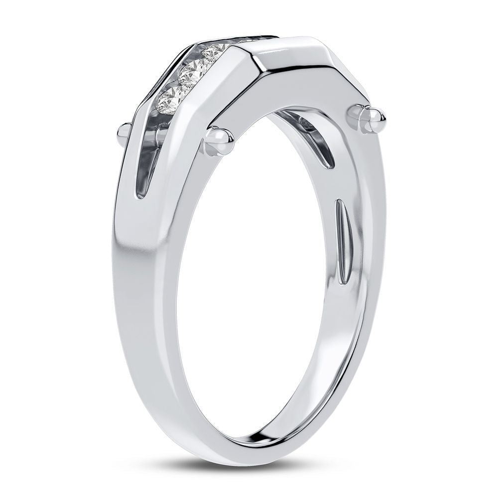 14K White Gold Dazzling 0.50Ct Diamond Ring