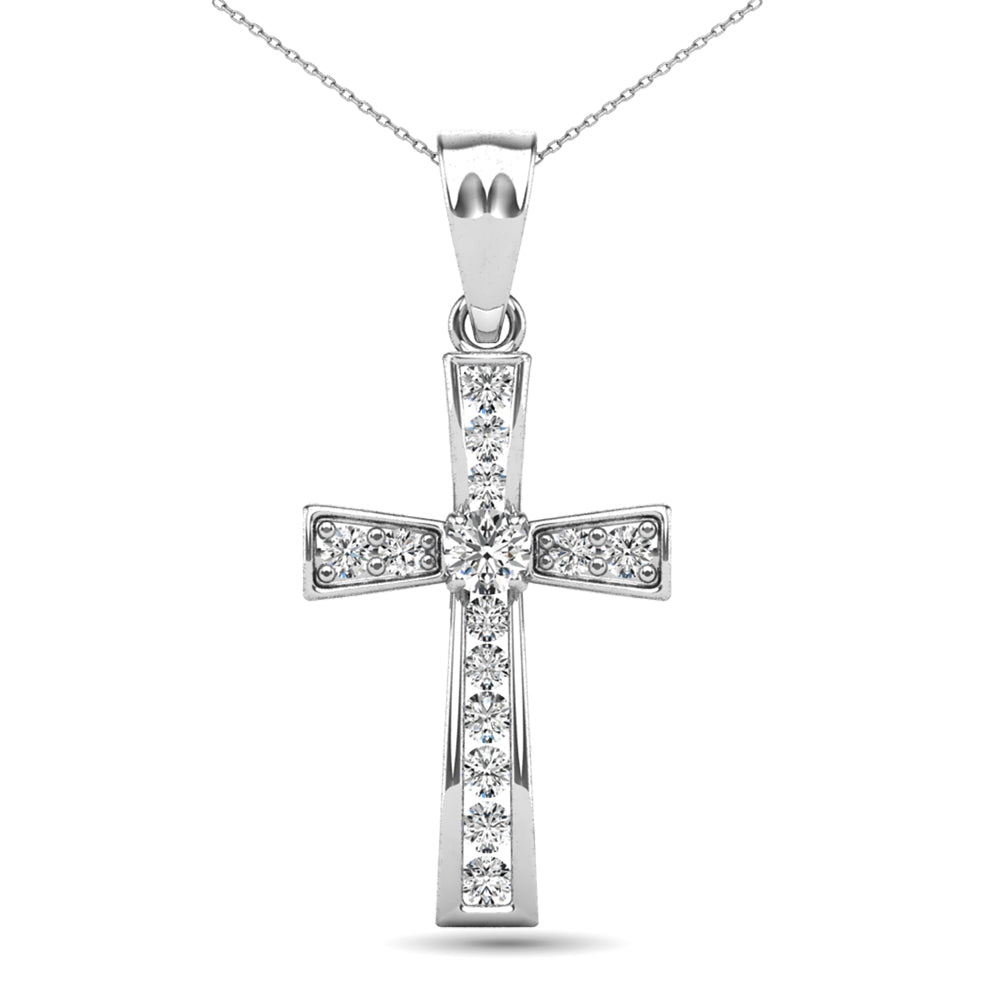 14K White Gold 1/5 Ct.Tw. Diamond Cross Pendant