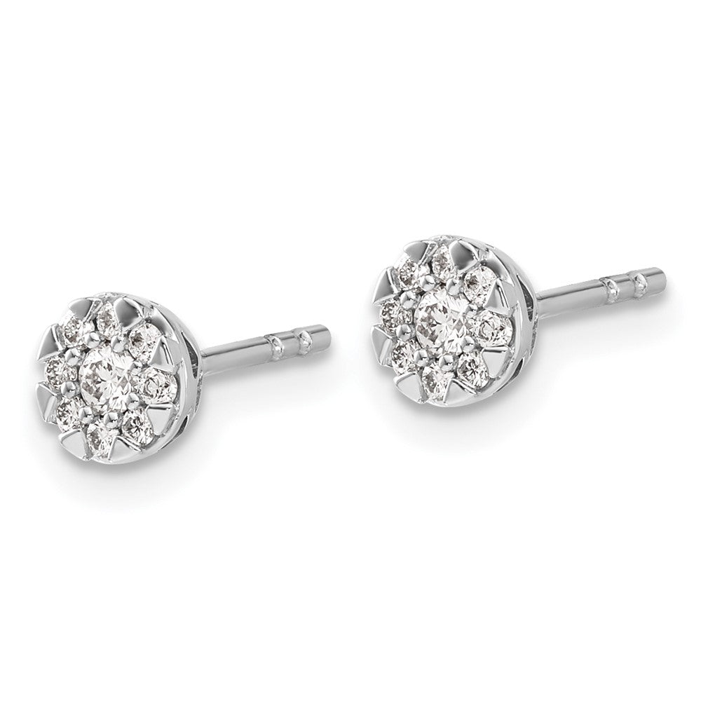 14K White Gold Lab Grown VS/SI FGH Dia Cluster Earrings