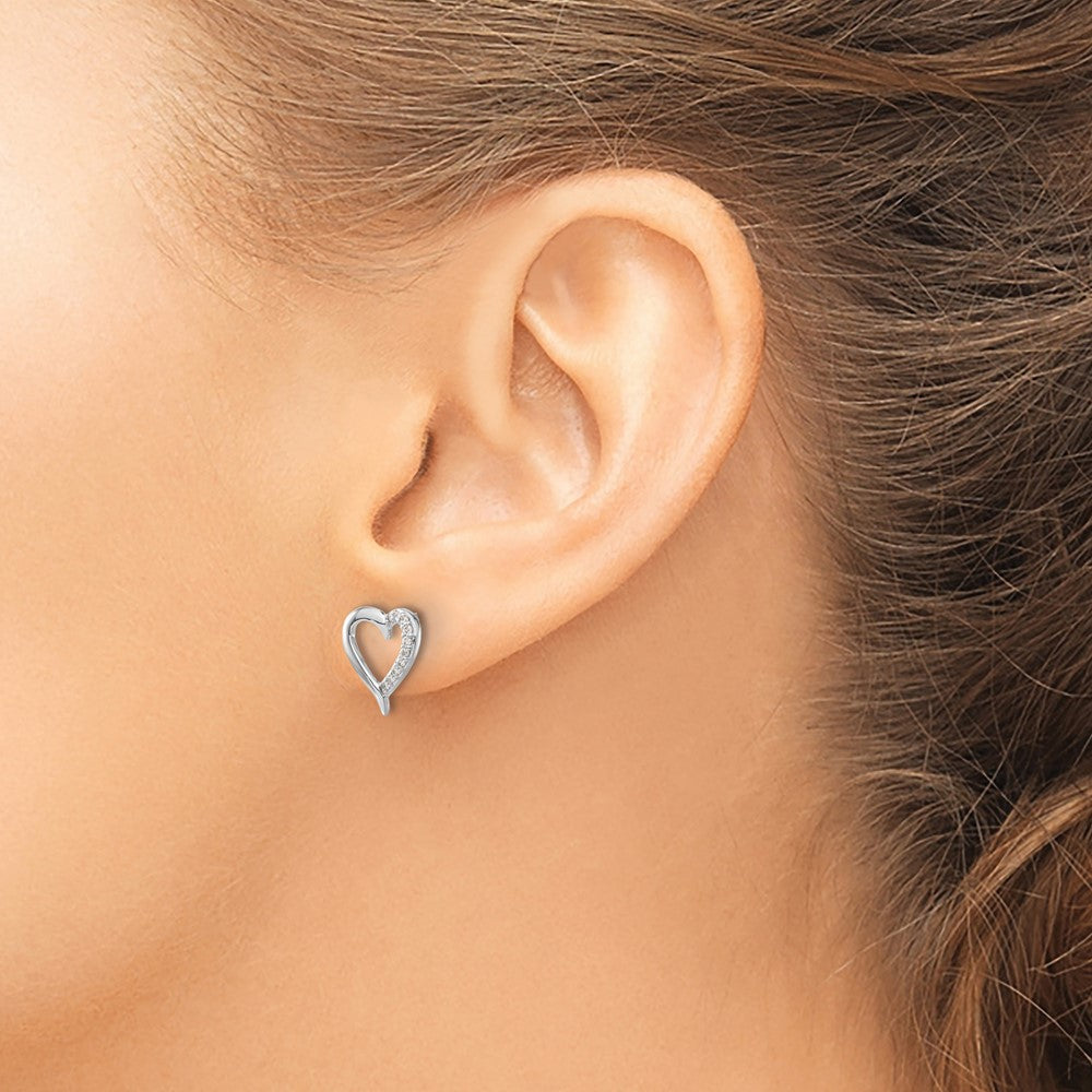 14K White Gold Lab Grown VS/SI FGH Dia Heart Earrings