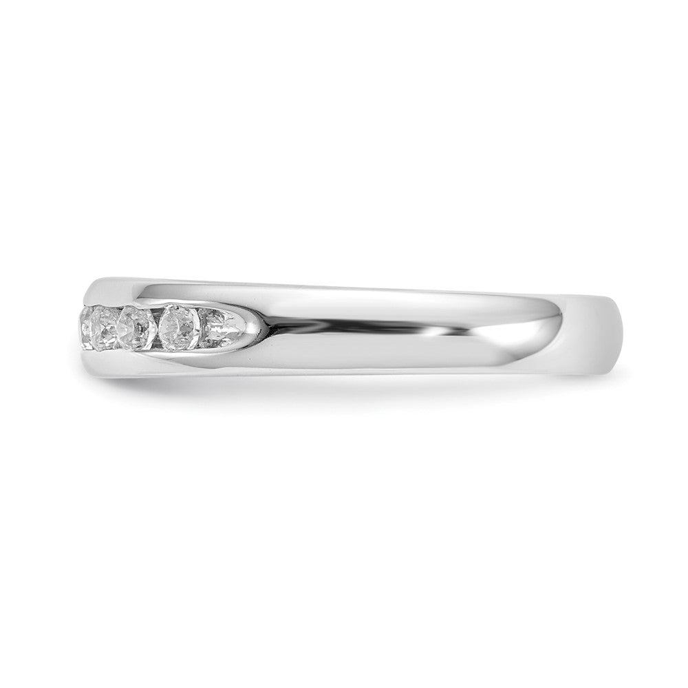 14K White Gold Lab Grown VS/SI FGH Dia 11-Stone Channel Band