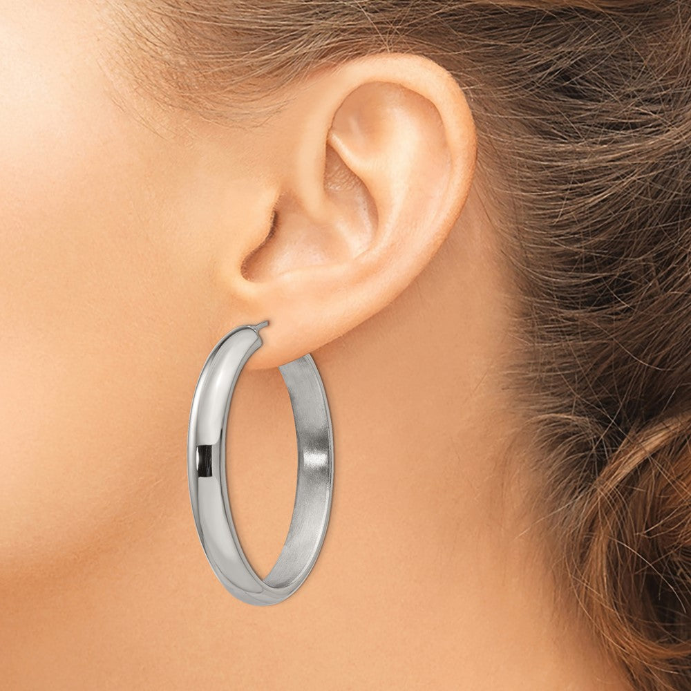 Chisel Stainless Steel Polished Hollow Oval Hoop Earrings